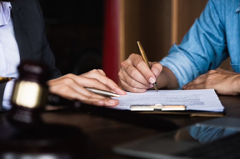 Who can serve legal documents in Australia?